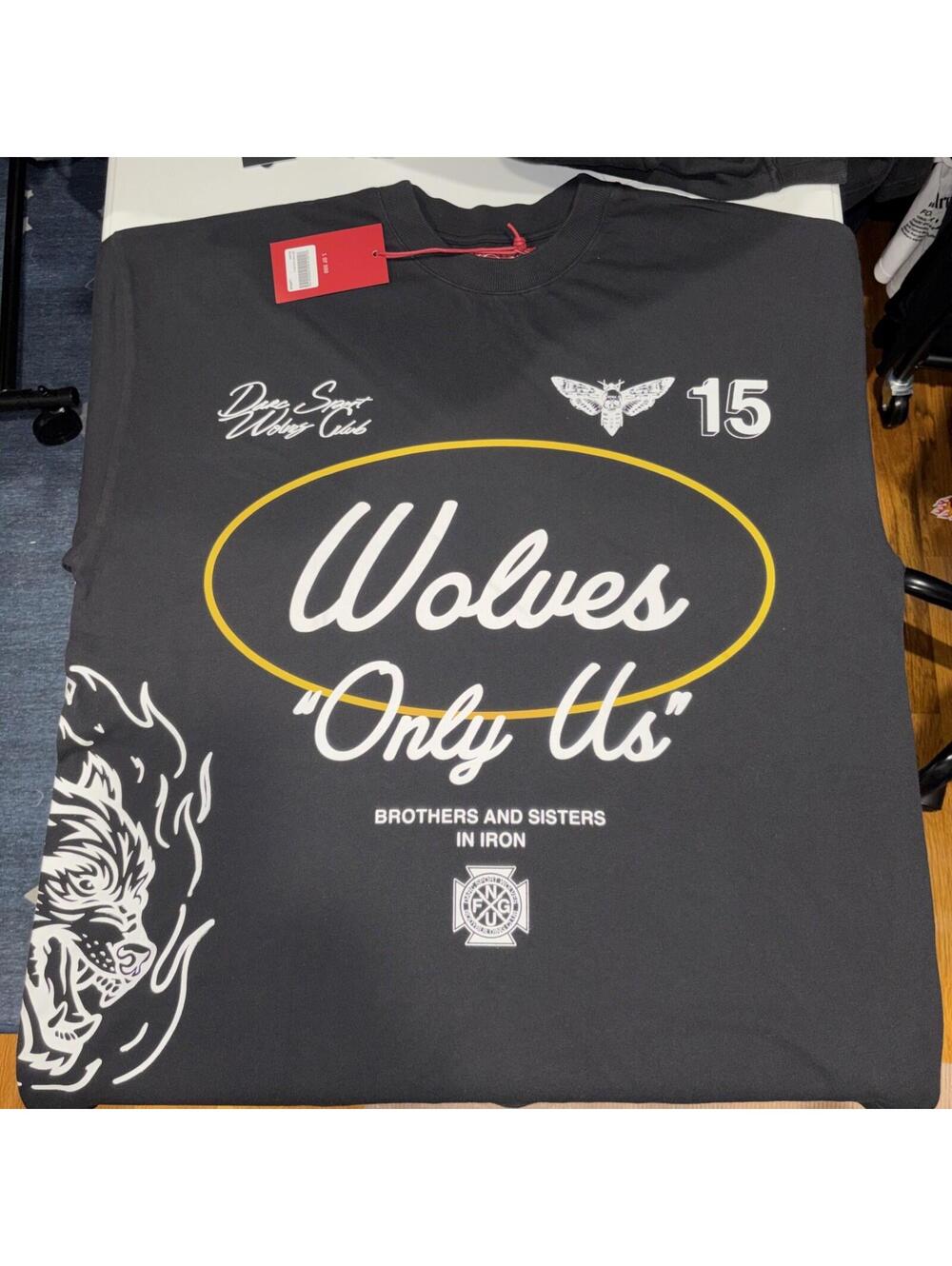 Darc Sport Wolves In Iron Large NWT
